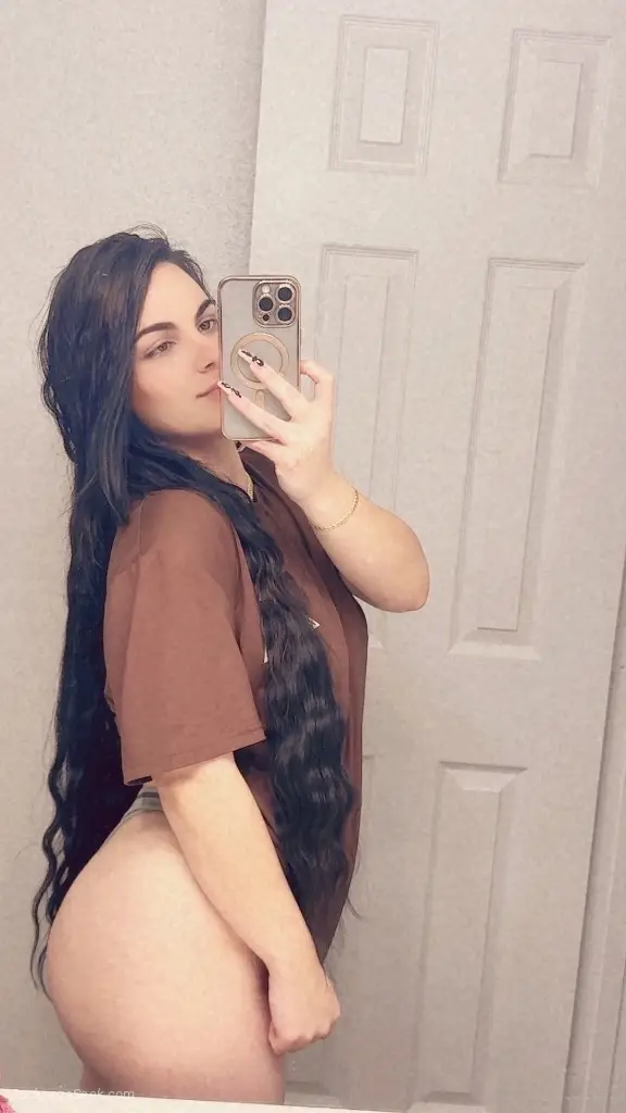 Available Now in Houston – Women Seeking Men photo 2