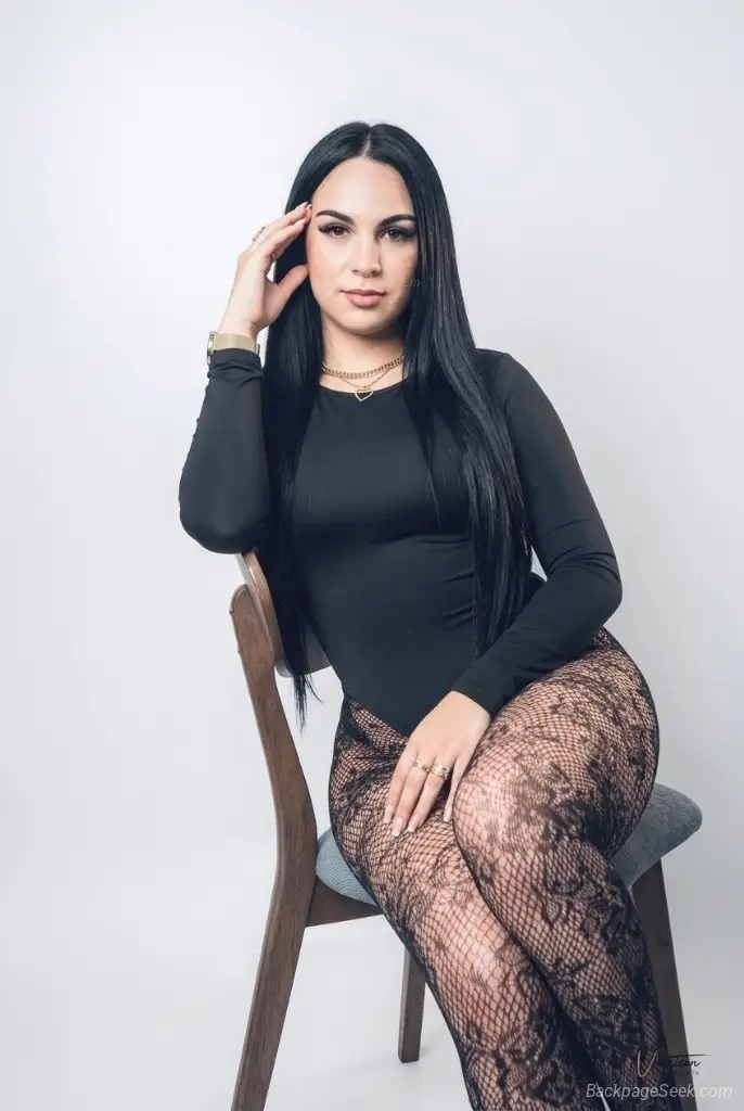 Available Now in Houston – Women Seeking Men photo 3