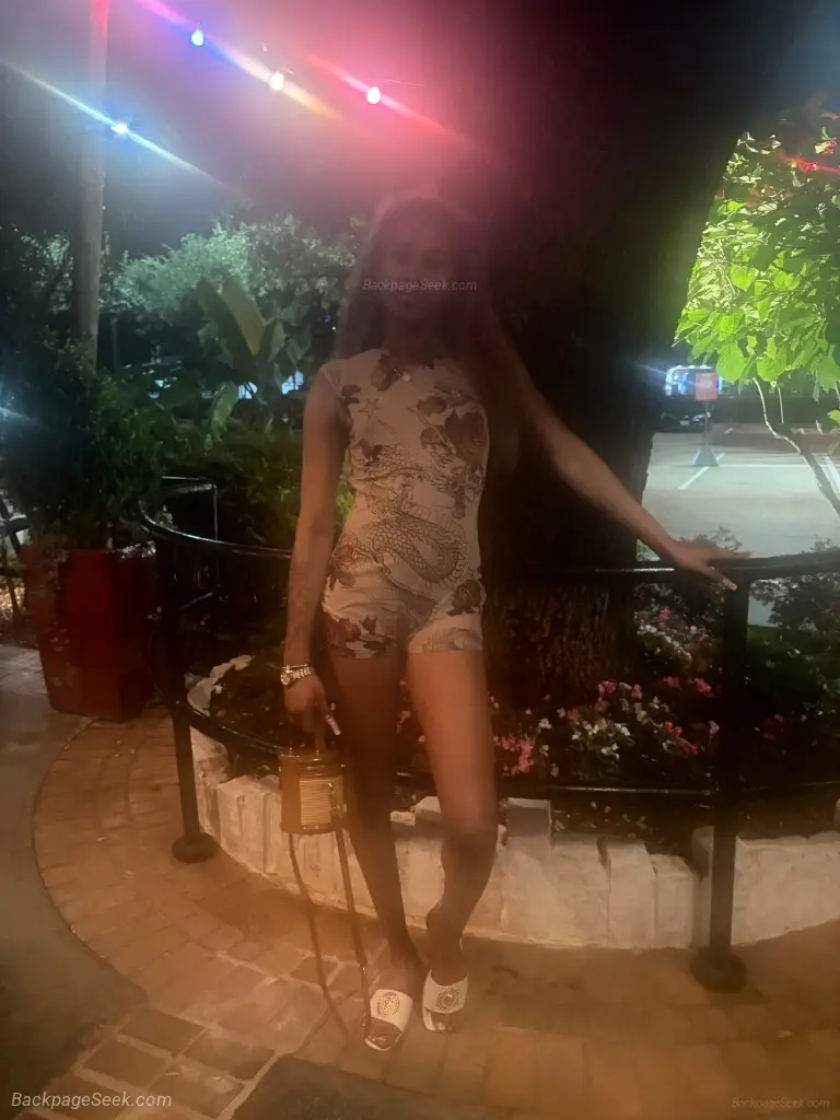 all throat no talk come get a taste im vers gentlemen no gam... in Houston – Women Seeking Men photo 5