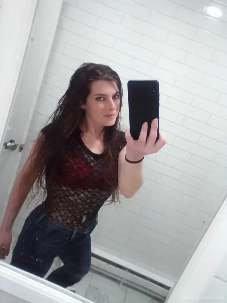 If You Add To My Donation Box I'll Let You Add To My Box in Hudson Valley – Women Seeking Men photo 2