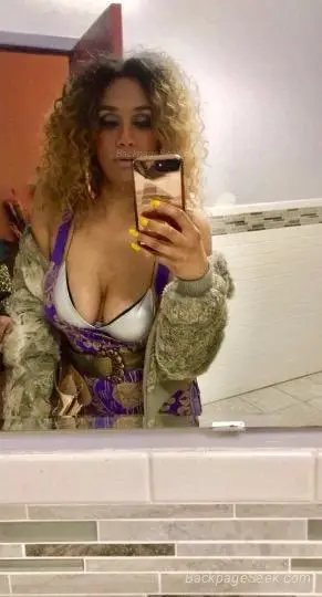 WELCOME TO THE CANDY STORE in Hudson Valley – Women Seeking Men photo 2