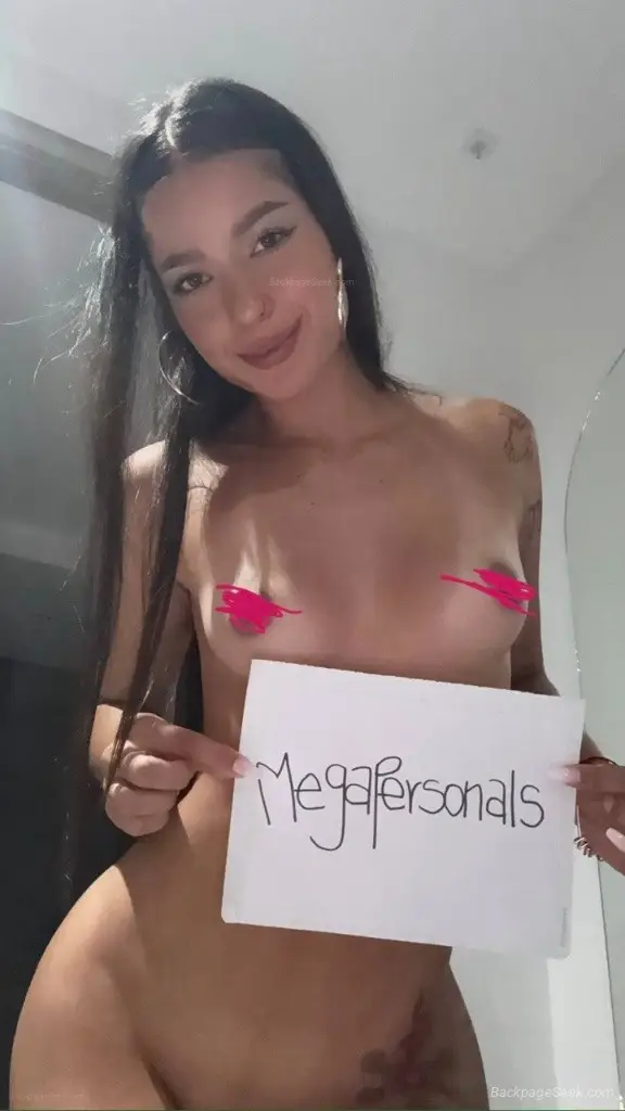 Petite Italian Latina Bombshell Looking for a Real Life Fuck... in Hudson Valley – Women Seeking Men photo 4