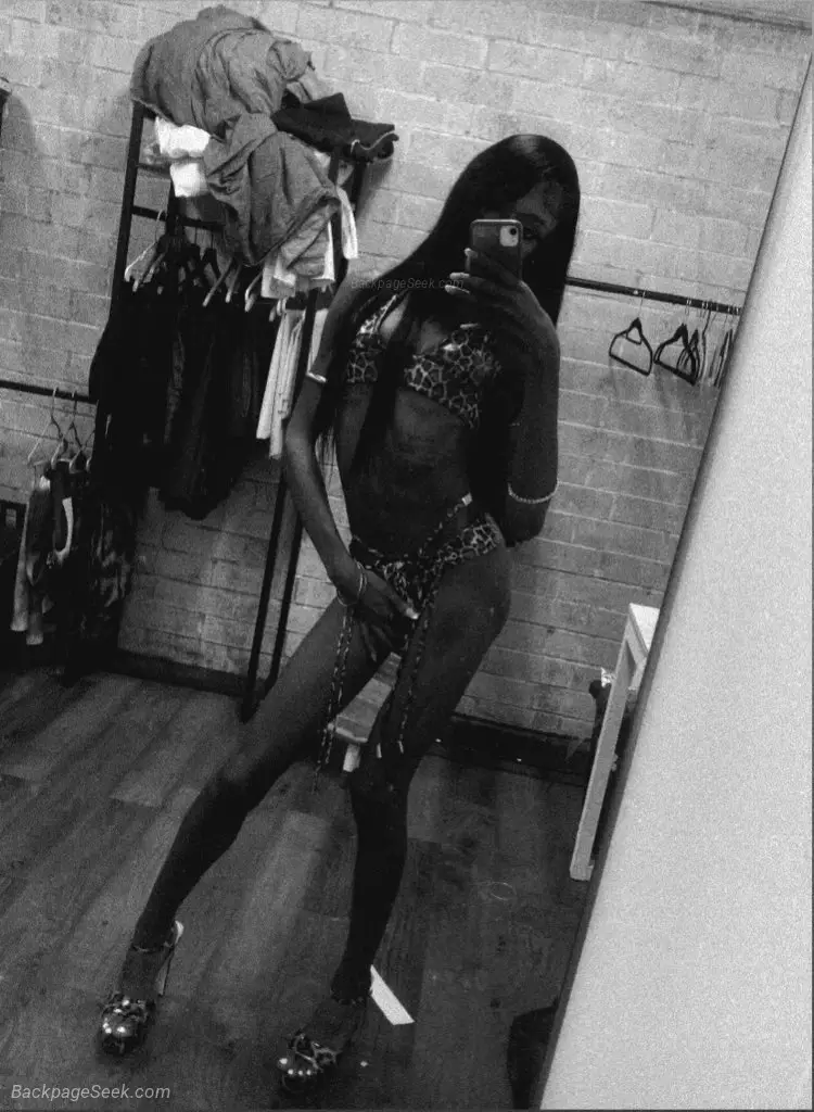Deep Throat nasty slutty girl near you in Indianapolis – Women Seeking Men photo 3
