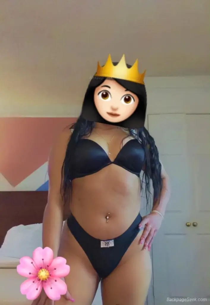 UNA RICA LATINA PAPI VEN Y DIFRUTA DE TU CHICA APASIONADA