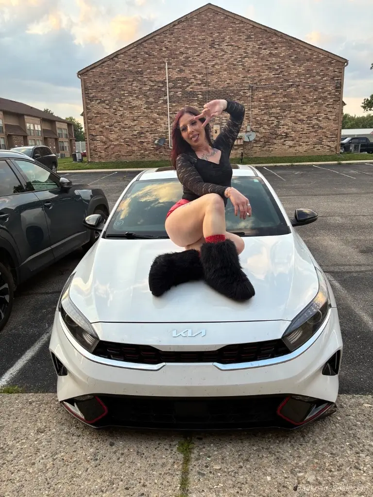 ONE WORD DADDY DRENCHED in Indianapolis – Women Seeking Men photo 5