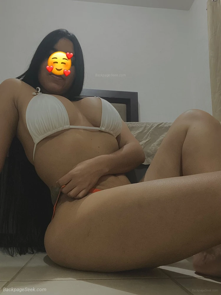 Latina con ganas de conocer algo nuevo