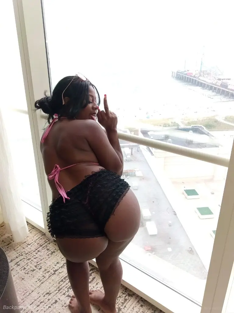 QV special 120 Sexy funsized and down for whatever in Inland Empire – Women Seeking Men photo 4