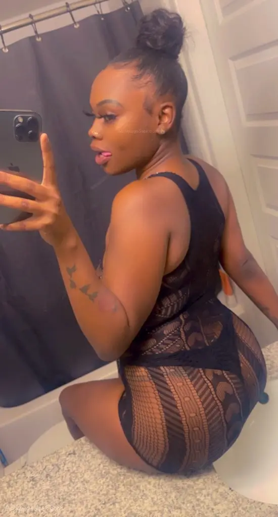 Can i Make Your Banana Nut 95 Qv OUT SPECIALS in Jackson – Women Seeking Men photo 3