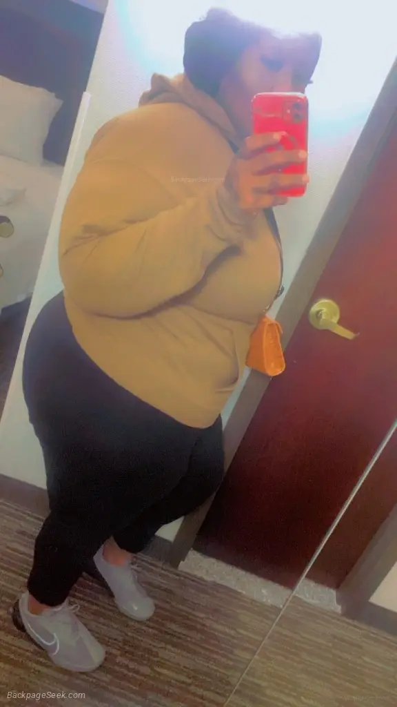 Qv Hhr Special Have You ve Ever Been Swallowed Up Let Me Mil... in Jackson – Women Seeking Men photo 2