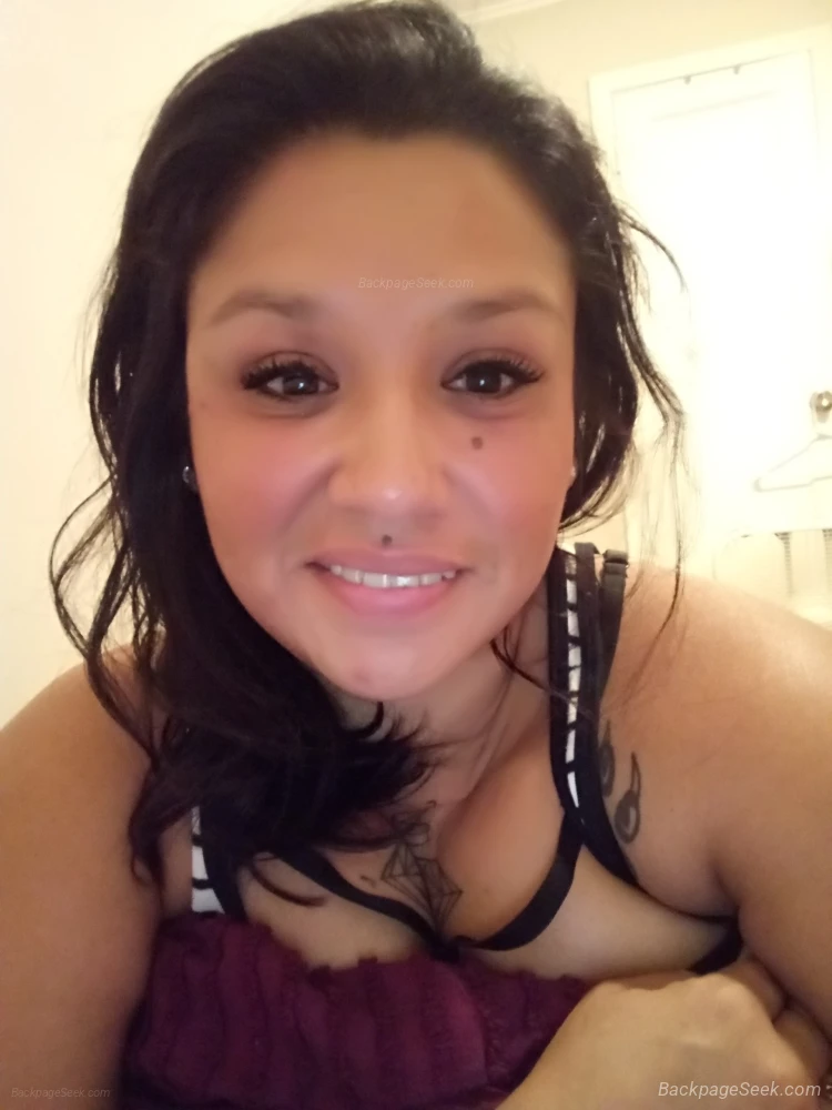 Available for hookups and escort services