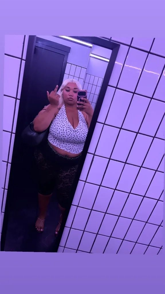 O O ST YO 247 in Kansas City – Women Seeking Men photo 2