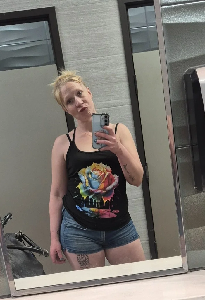 Aunt Flo has dropped by for a week long visit lol OUTCALL ON... in Kansas City – Women Seeking Men photo 6