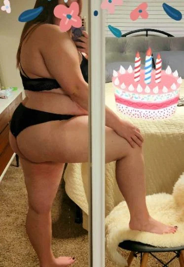 Queen of Laura May in Kansas City – Women Seeking Men photo 4