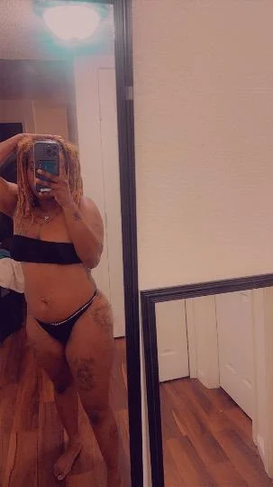 TRUCKER FRIENDLY COME SEE ABT ME DADDY