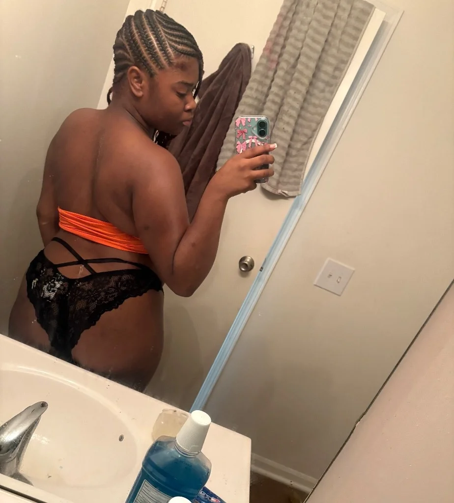 Let me be your perfect escape in Kansas City – Women Seeking Men photo 4