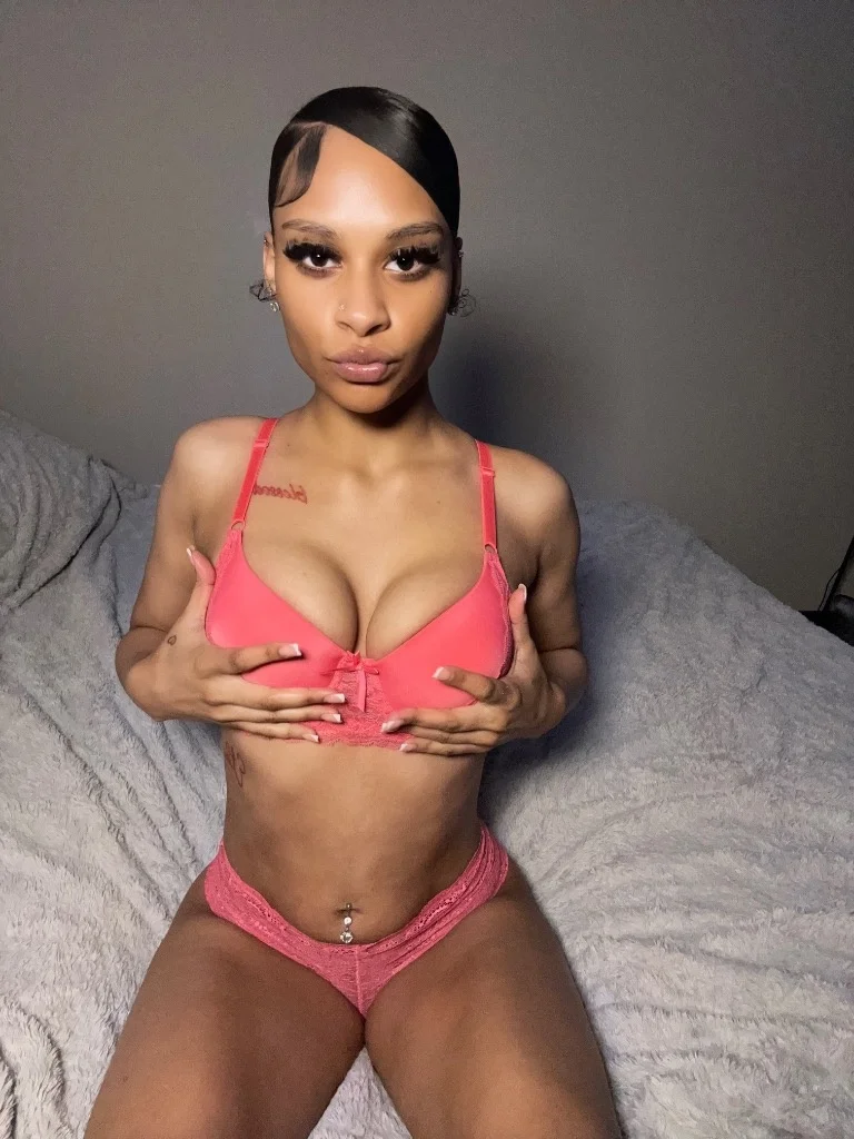 sexy naughty wet ready in Kansas City – Women Seeking Men photo 5