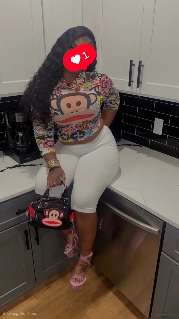 qv and bj only in Kansas City – Women Seeking Men photo 2