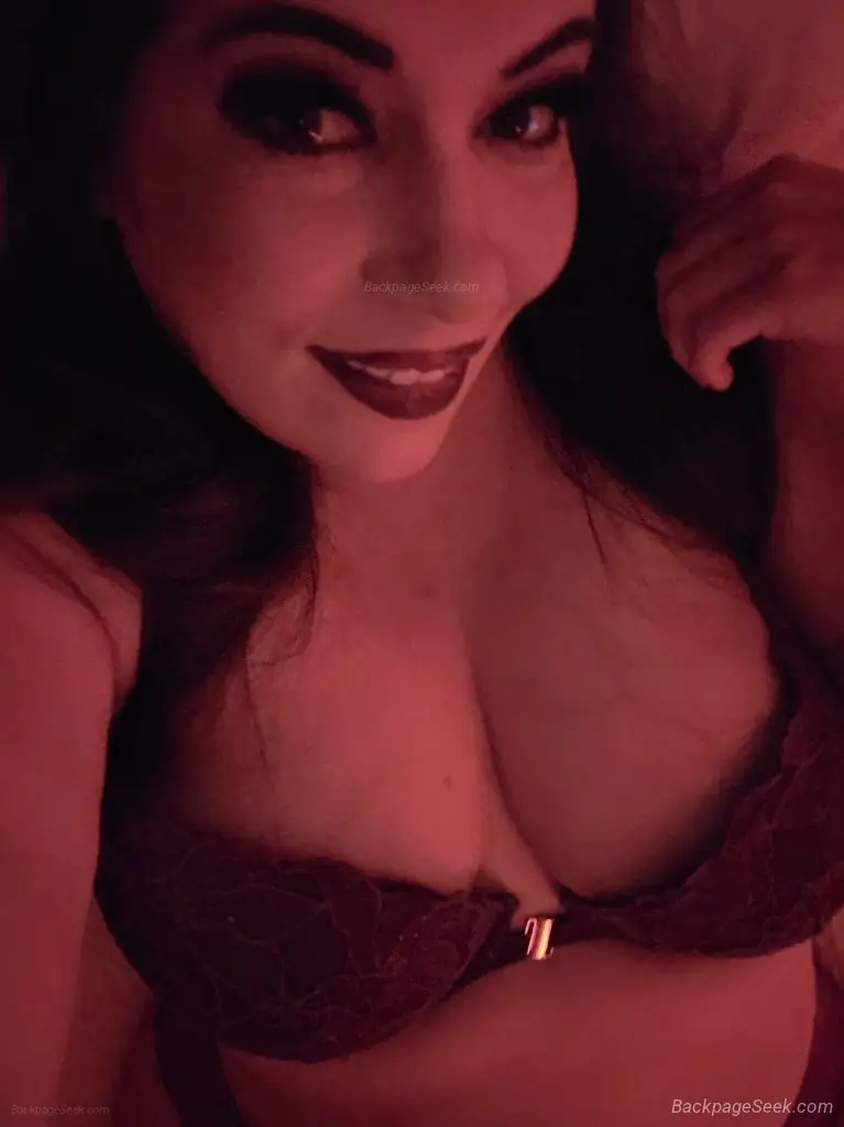 kelsey lee well reviewed on mutiple platforms in Kansas City – Women Seeking Men photo 3