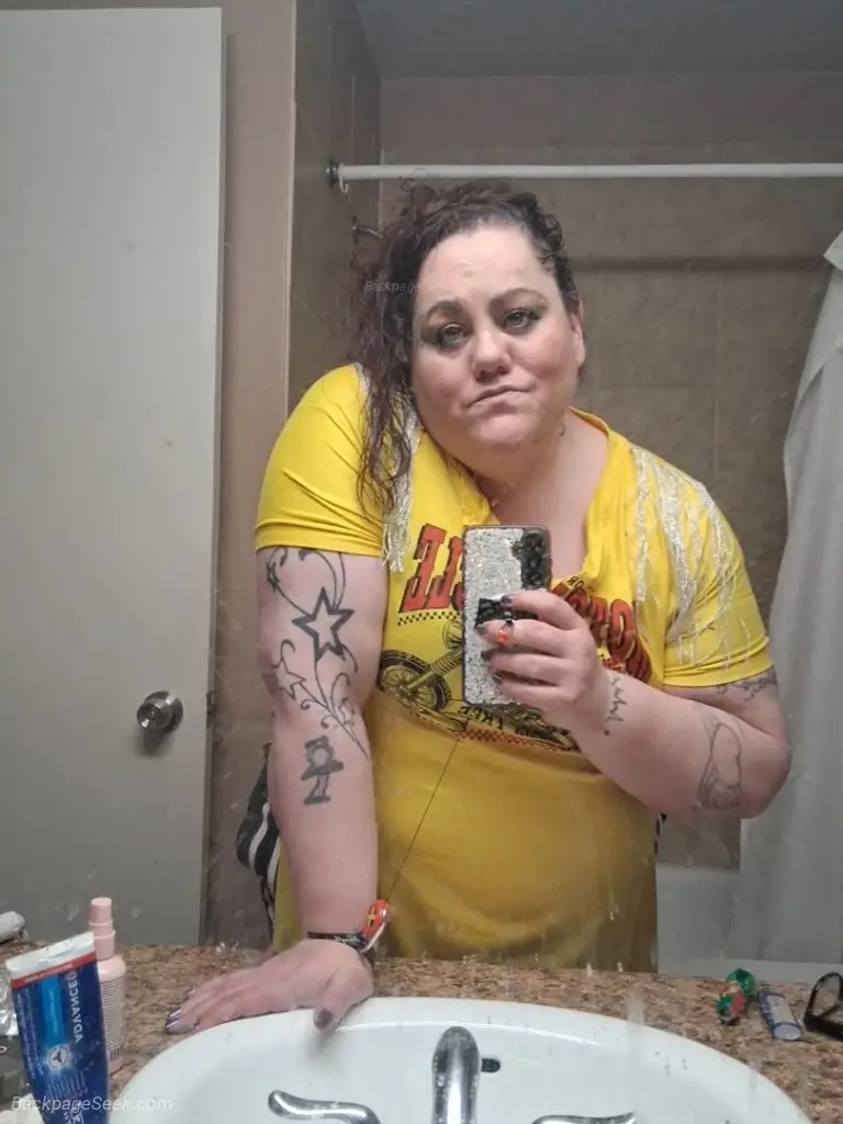 Thurhso u080uuday special Hit Me Up in Kansas City – Women Seeking Men photo 3