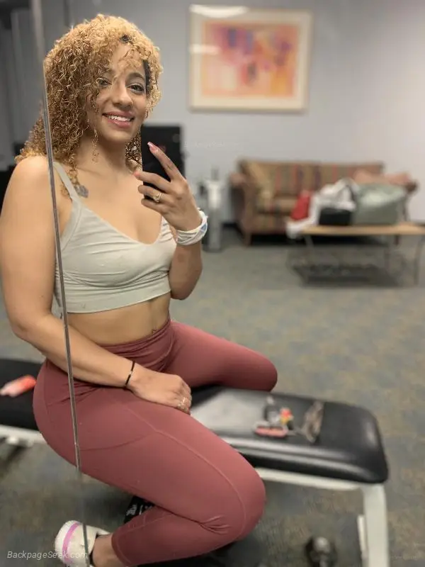 Good Taste Good Humor Better Company Casino Incall Outcall in Kansas City – Women Seeking Men photo 5