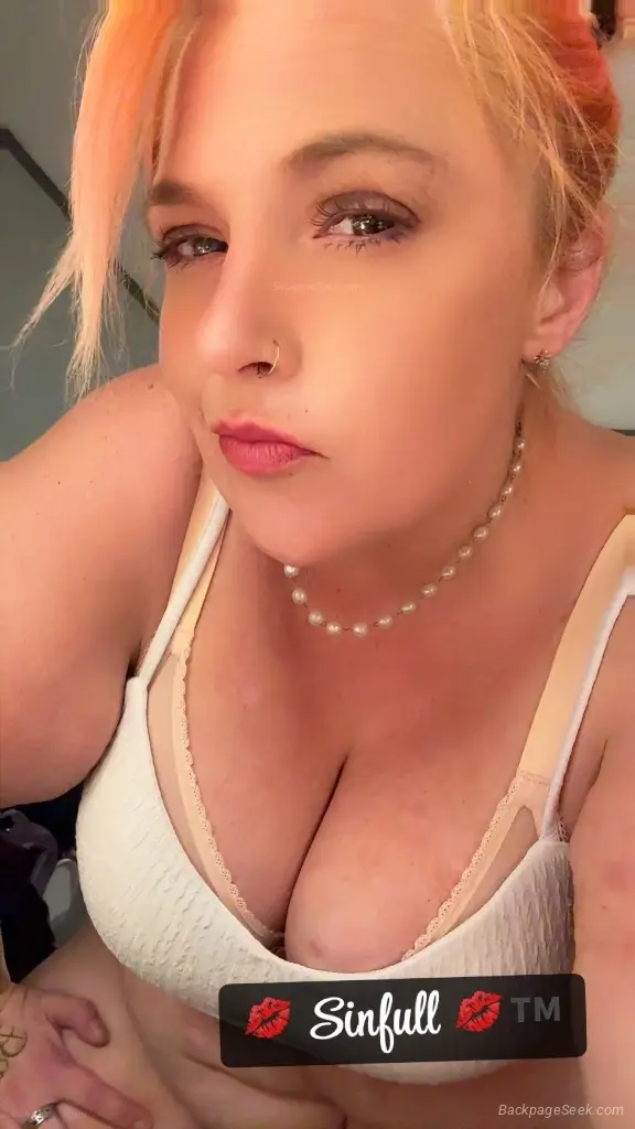 Whos up in Kansas City – Women Seeking Men photo 5