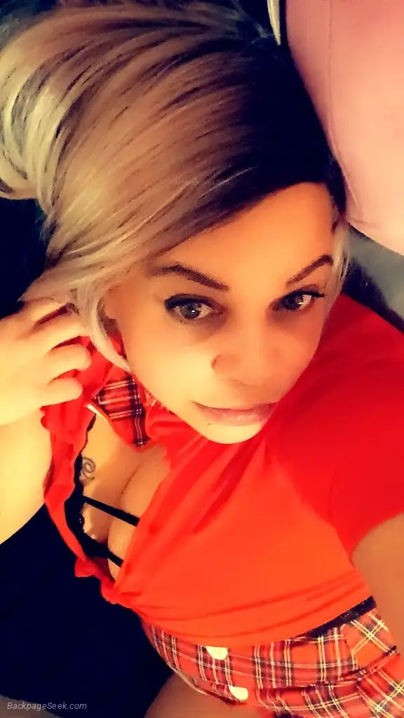 AVAILABLE in Kansas City – Women Seeking Men photo 3