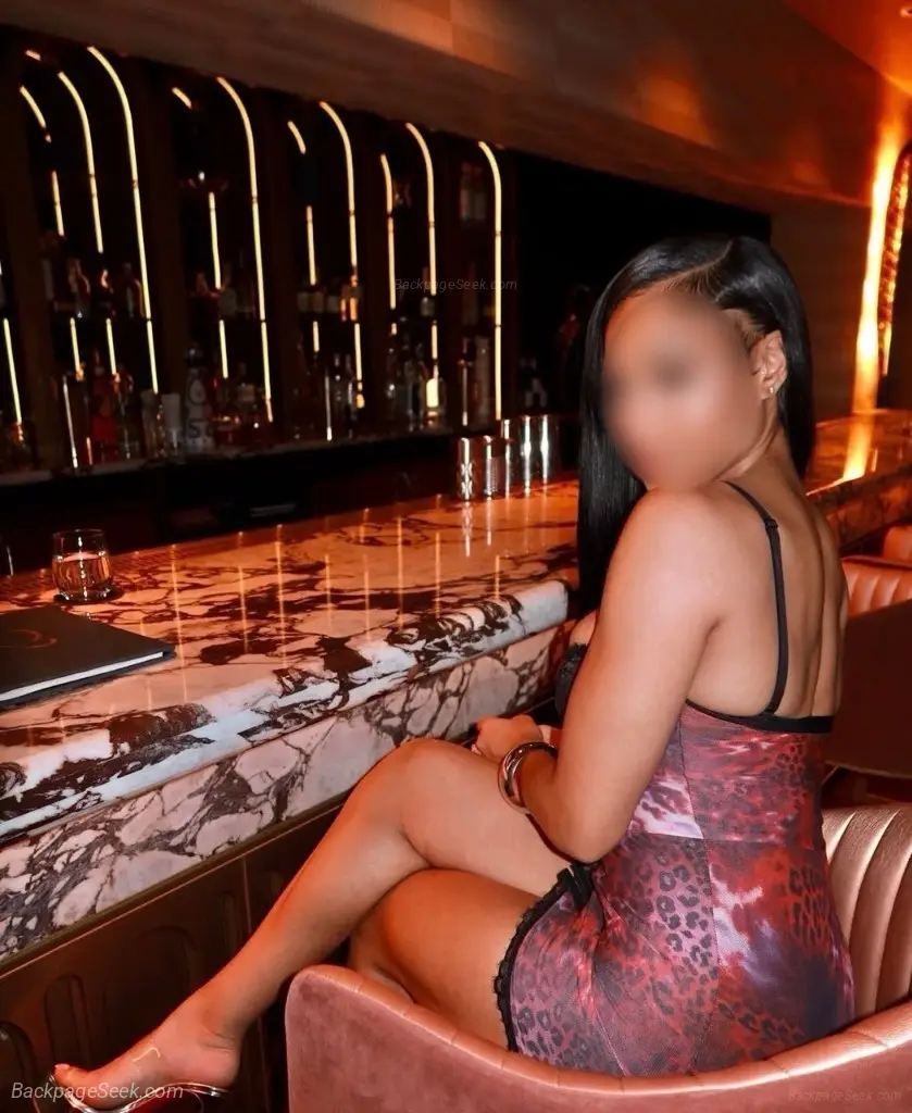 Exotic Dominicana 250 QV Special -100 Ft Shows in Kansas City – Women Seeking Men photo 4