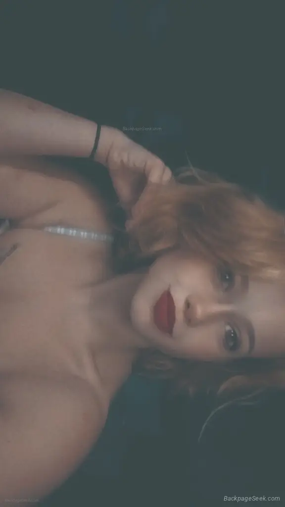 Woke up soakong wet and horny as fuck