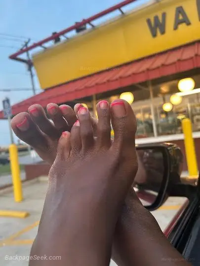 New In Town Petite Blasian Goddess CUM SEE ME WHILE IM HERE... in Kansas City – Women Seeking Men photo 2
