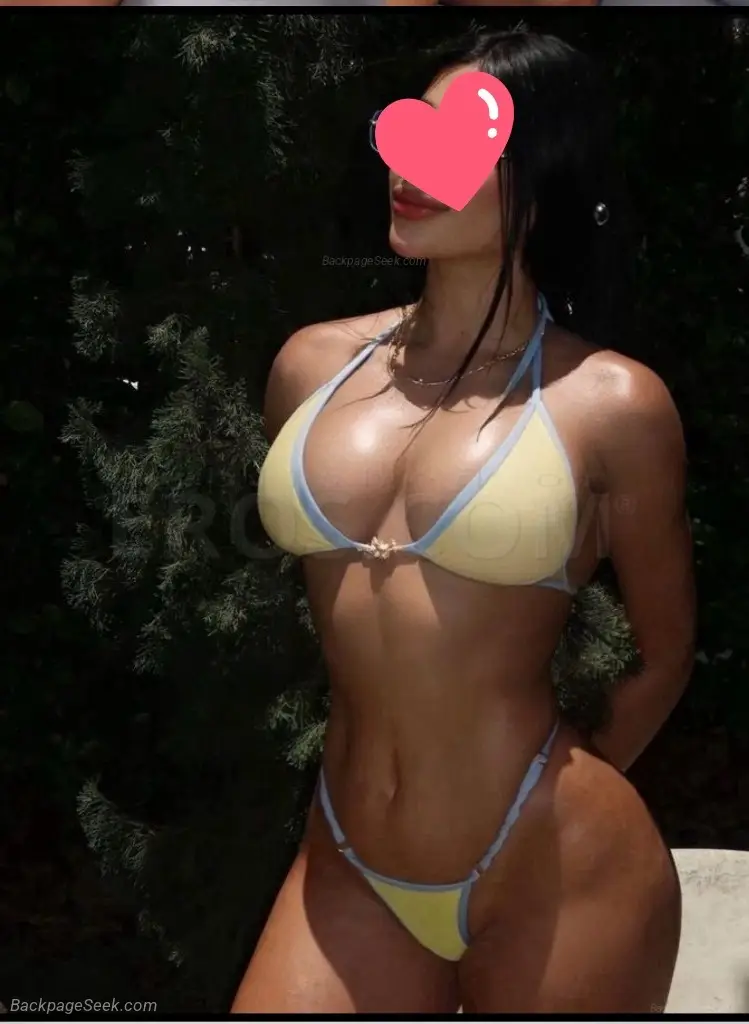 big boobs seductive eyes sexy body in Kansas City – Women Seeking Men photo 4