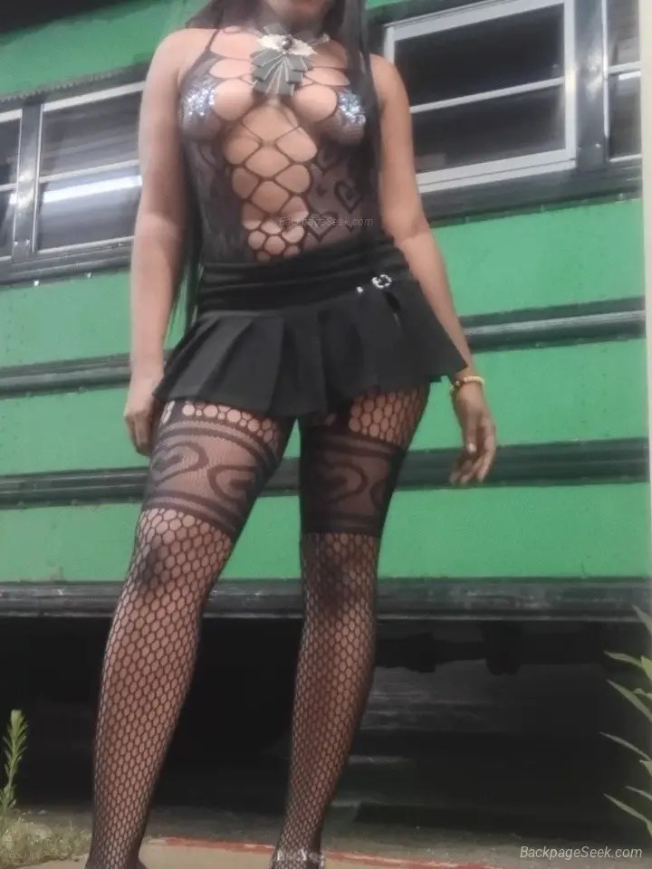 two girl rainy day special in Kansas City – Women Seeking Men photo 2