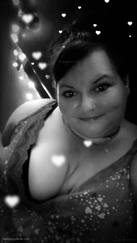BBW BORED AND LONELY NEED DISTRACTION in Kansas City – Women Seeking Men photo 6