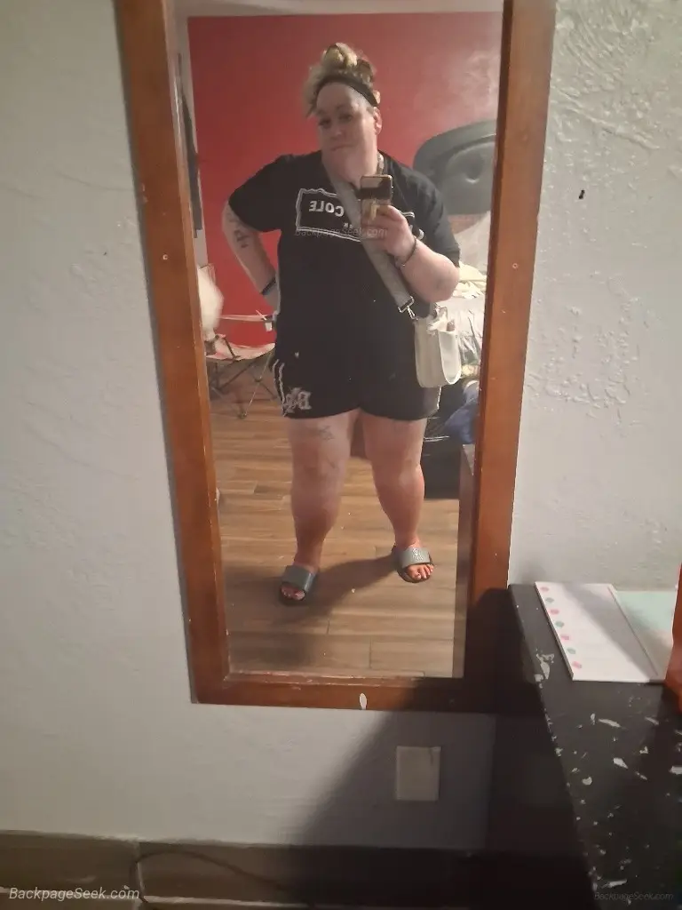 Im ready to throw this ass back in Kansas City – Women Seeking Men photo 2