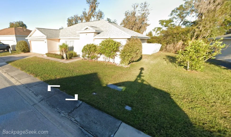 Beautiful 3 bed 2 Bath home lanai fenced backyard in Lakeland – House for Rent
