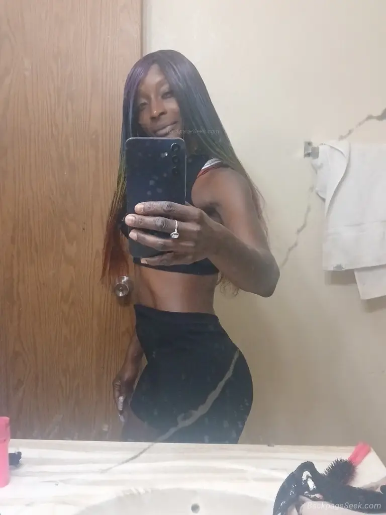 melt in your mouth chocolate in Las Vegas – Women Seeking Men photo 2