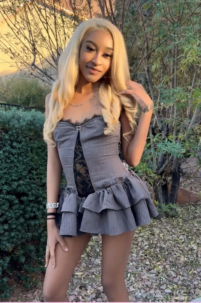 your newest desire cum have some fun with lola facetimes sho... in Las Vegas – Women Seeking Men photo 4