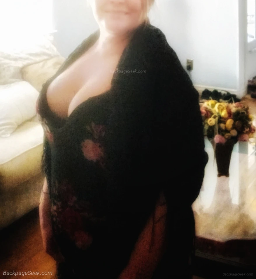 Experience Karma with Euphoric Body Massage in Las Vegas – Women Seeking Men photo 4