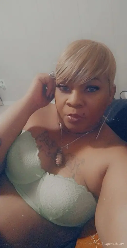 Sweet Like Kandy and Fine as Wine in Little Rock – Women Seeking Men photo 2