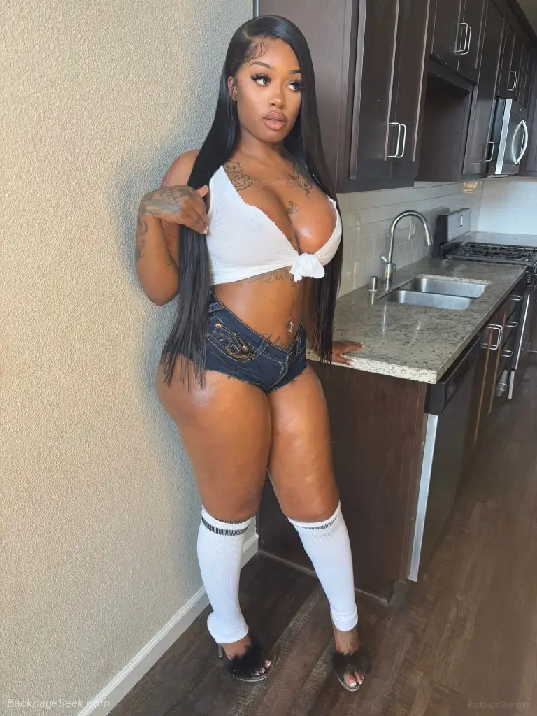 INCALL OUTCALL NOW BIG BOOTY HOTTIE Belizean Bombshell Facet... in Little Rock – Women Seeking Men photo 2