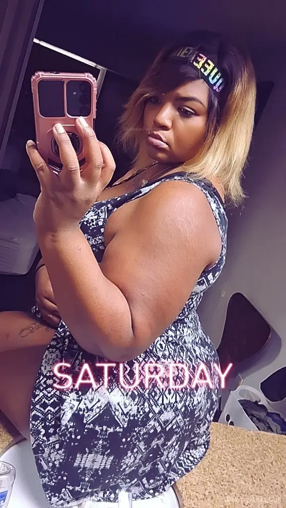 Lick lick lick Suck u Fuk u make it spit I m Mz JuiCeY in Little Rock – Women Seeking Men photo 4