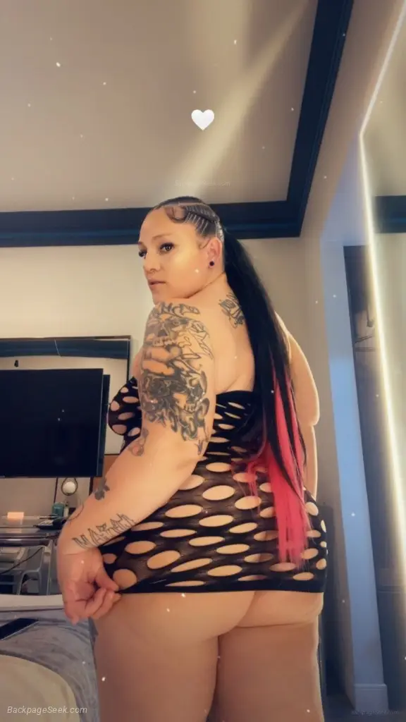 BBW snow bunny Real men love meat in Long Beach – Women Seeking Men photo 4