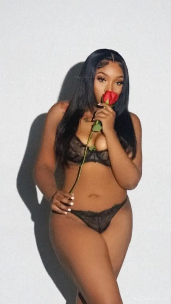 QVs HH & HR incalls & outcalls lets have fun thick pretty face
