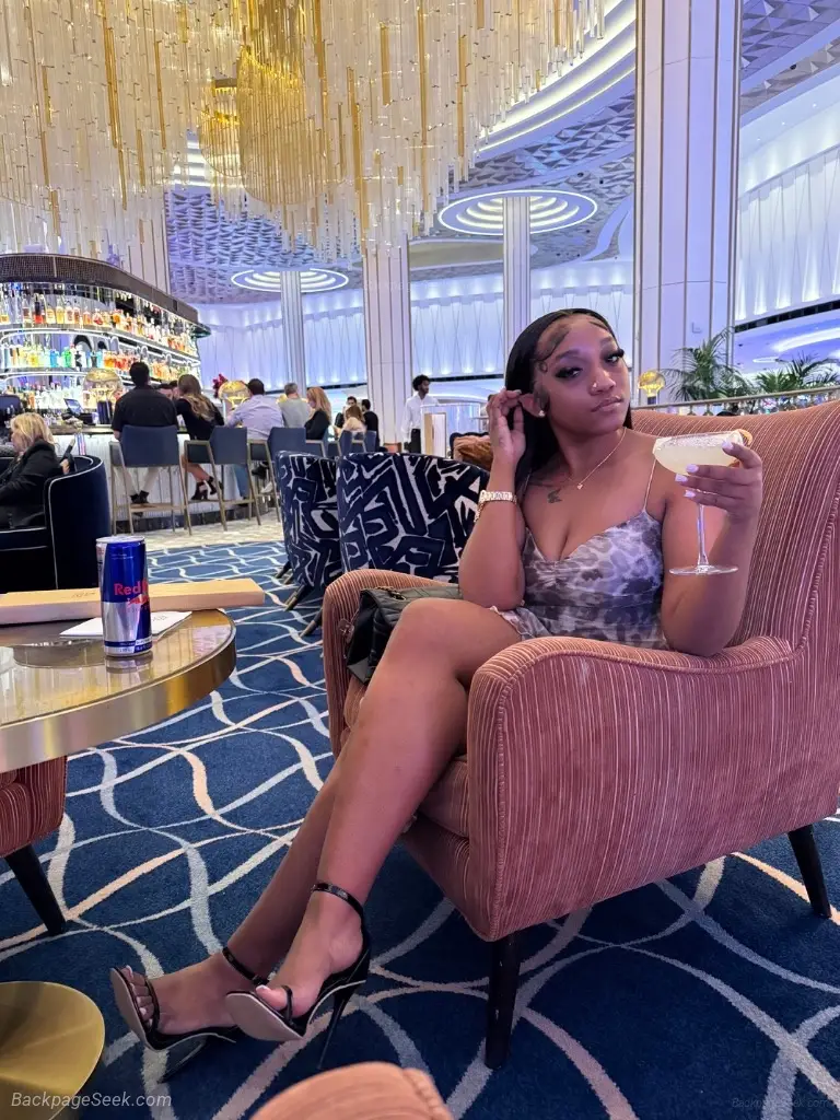QVs HH HR incalls outcalls lets have fun thick pretty face in Long Beach – Women Seeking Men photo 3