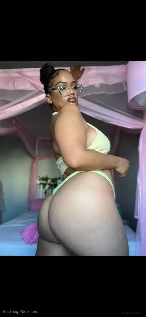 THICK PUERTORICAN READY FOR FUN
