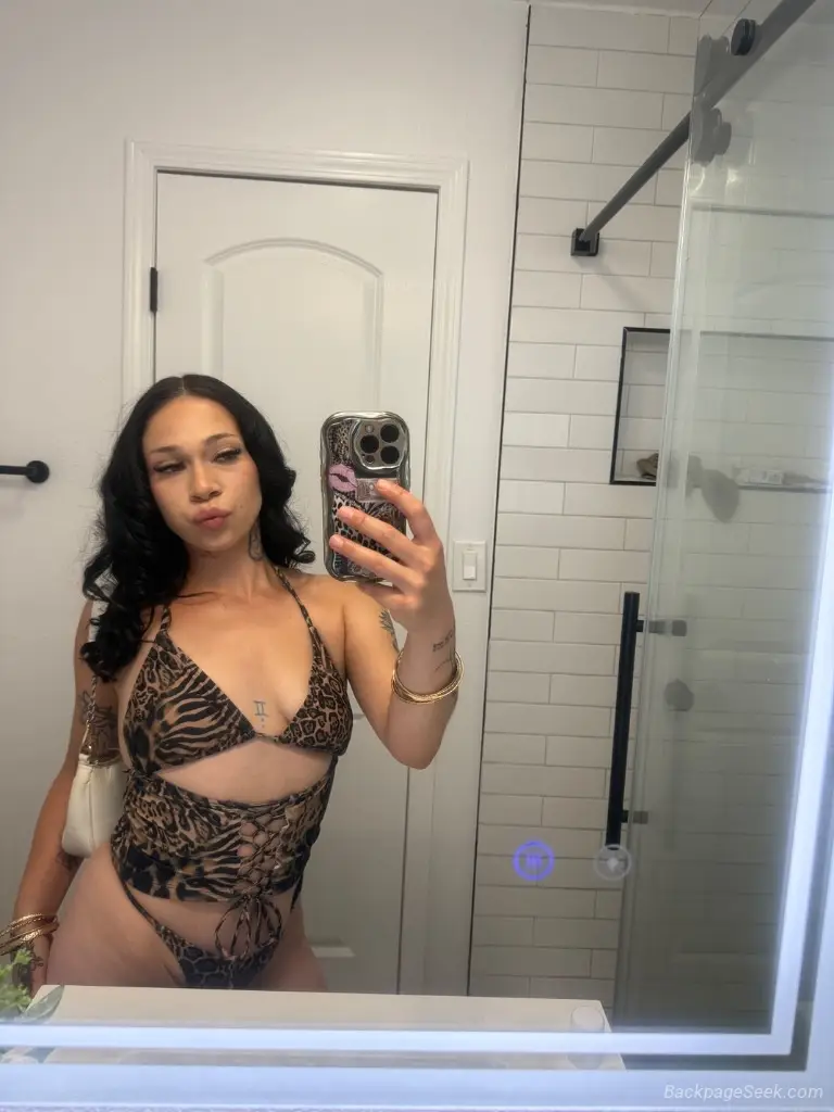 out car only latina mami in Long Beach – Women Seeking Men photo 6