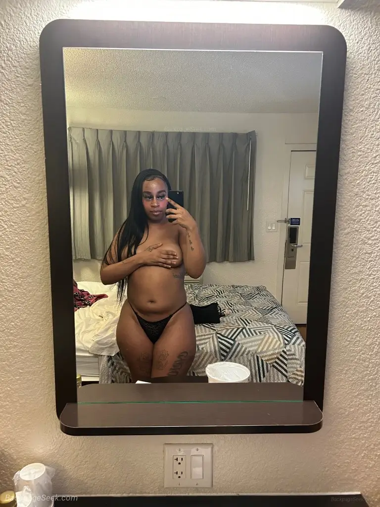 Late Night Fun The Throat Goat in Long Beach – Women Seeking Men photo 2