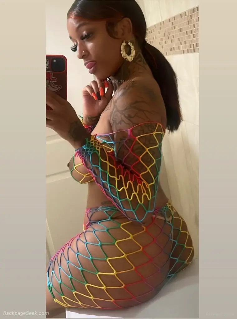 Available Now 5'3 FunSize 100 QV FIRST OF THE MONTH Special... in Long Beach – Women Seeking Men photo 4