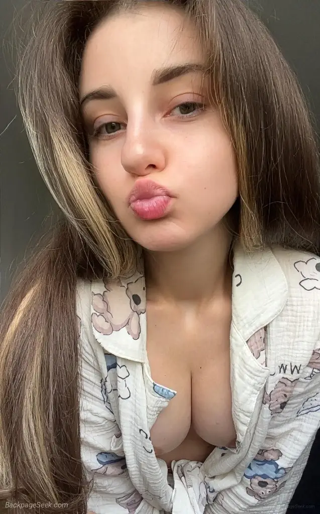Available Day or Night Friendly and Independent Babe in Long Beach – Women Seeking Men photo 6