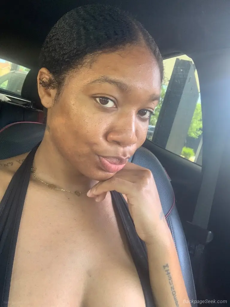 petite freak