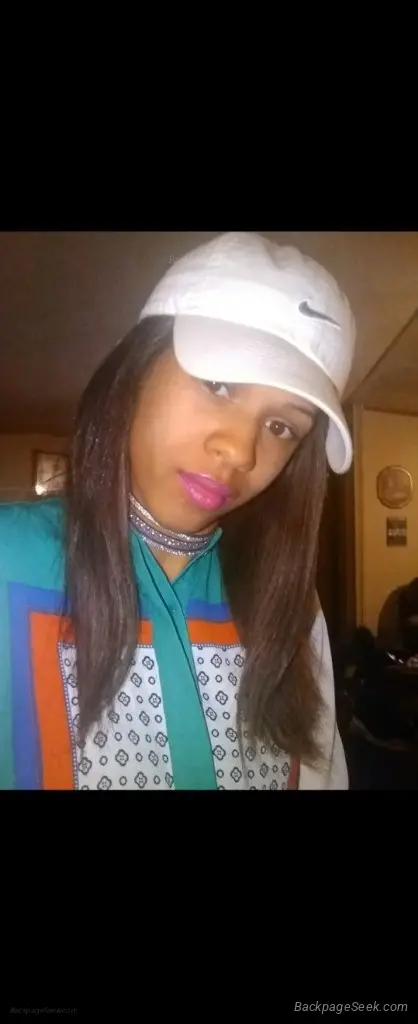 Looking to date in Long Island – Women Seeking Men photo 4